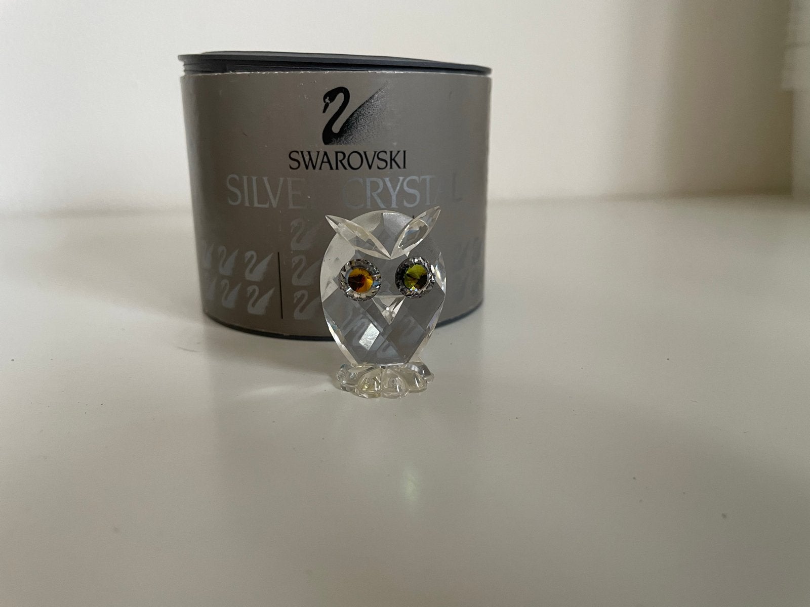 Swarovski Uil - Kristallen Figuurtje met Gekleurde Ogen, Verzamelen, Ophalen of Verzenden, Zo goed als nieuw, Figuurtje