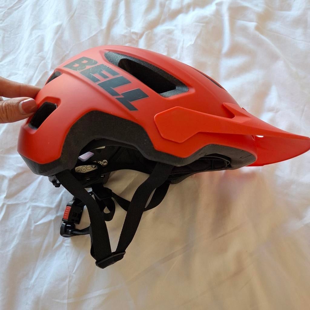 Bell Nomad kinder fiets(cross)helm 52-57 cm, Ophalen of Verzenden, Zo goed als nieuw