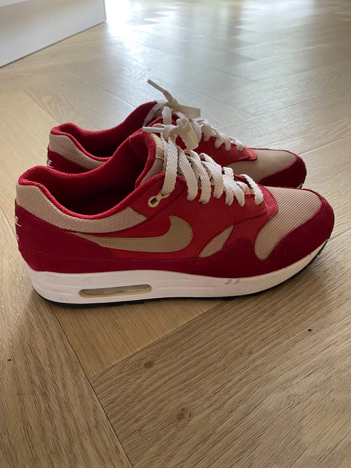 Nike air max 1  Red Curry, Ophalen of Verzenden, Zo goed als nieuw, Overige kleuren