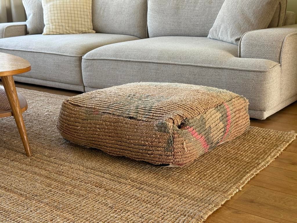 Marrokaanse berber poef, Ophalen, Overige materialen, Zo goed als nieuw, 50 tot 75 cm