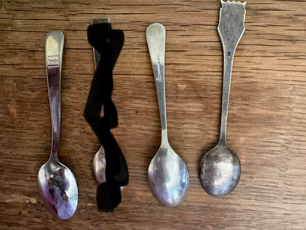 Oude verzameling lepeltjes - Souvenir en decoratie, Ophalen of Verzenden, Gebruikt