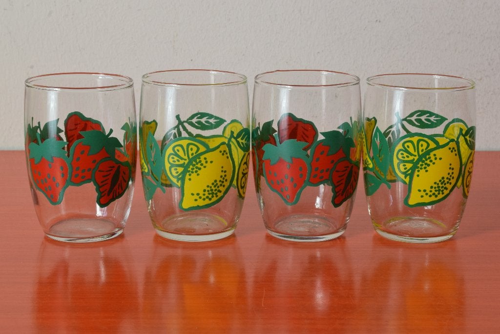 Set van 4 retro vintage glaasjes / glazen - Funky fruitdecor, Glas of Glazen, Overige merken, Vintage, Ophalen of Verzenden