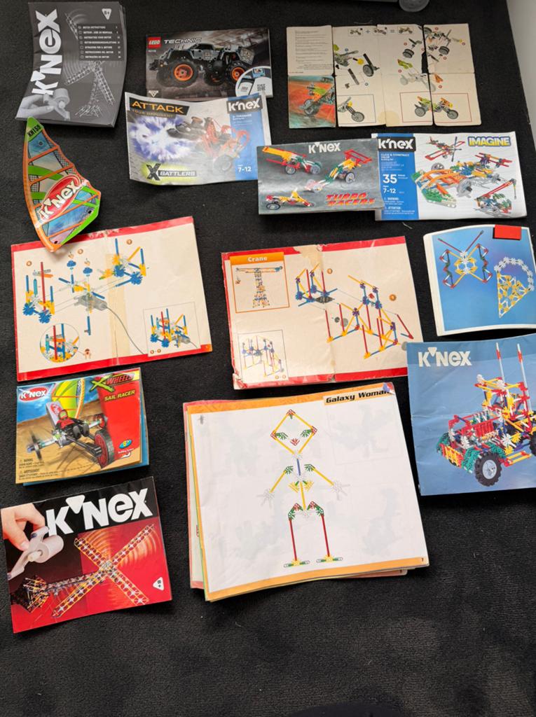 Knex en Lego Technic boekjes, ook jaren '90, Kinderen en Baby's, Speelgoed | Bouwstenen, Gebruikt, K'nex, Ophalen of Verzenden