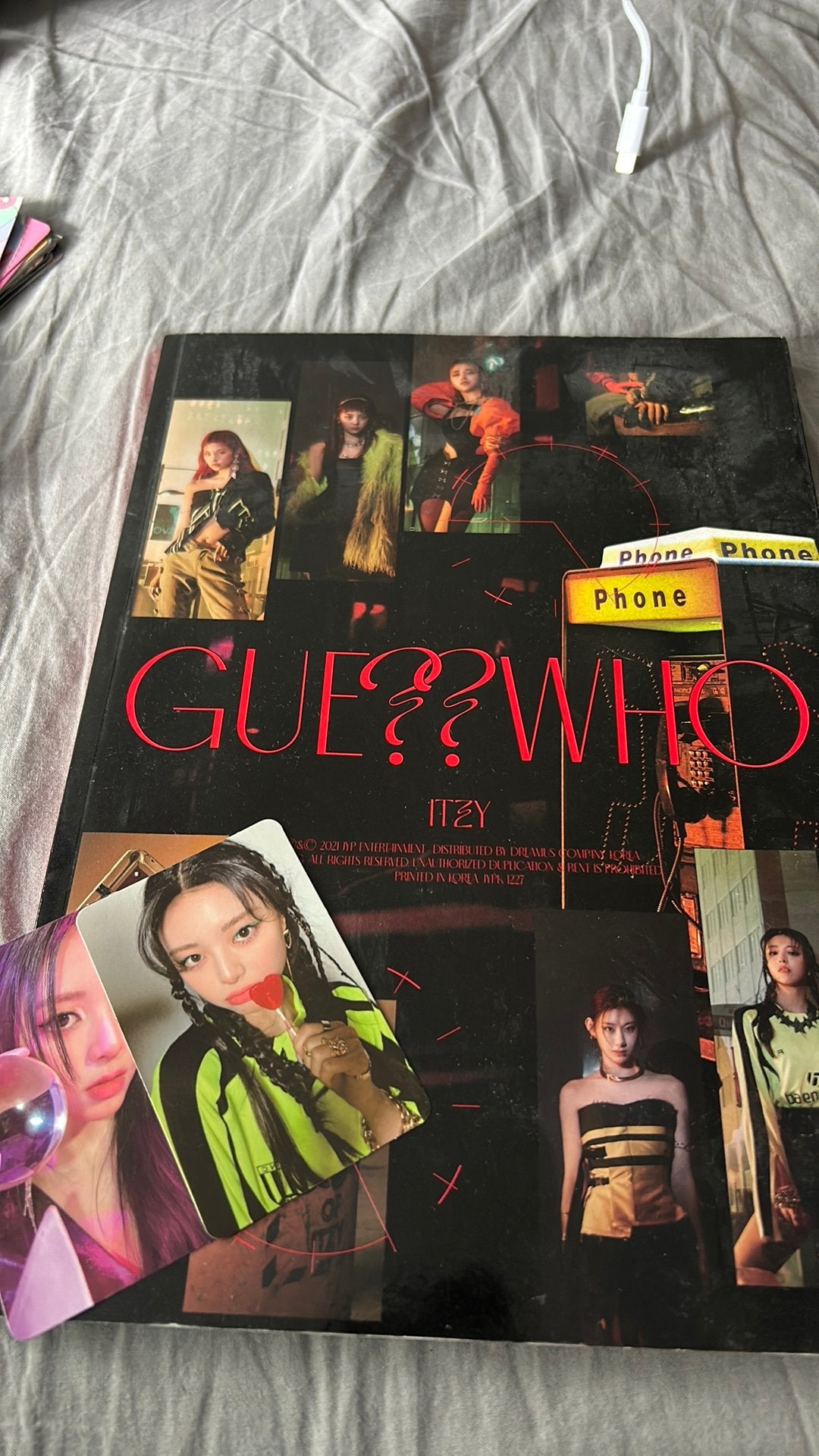 Itzy guess who album, Ophalen of Verzenden, Zo goed als nieuw