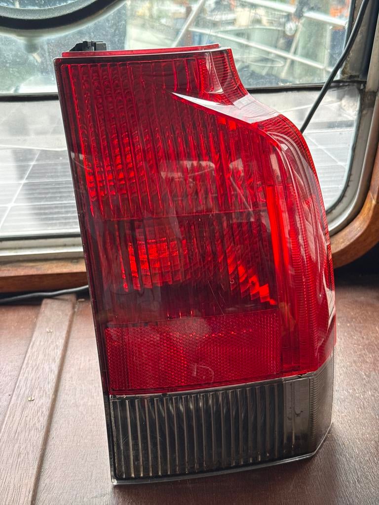 Volvo V70 P2 Rechter Achterlicht - Gebruikt, Ophalen of Verzenden, Gebruikt, Volvo