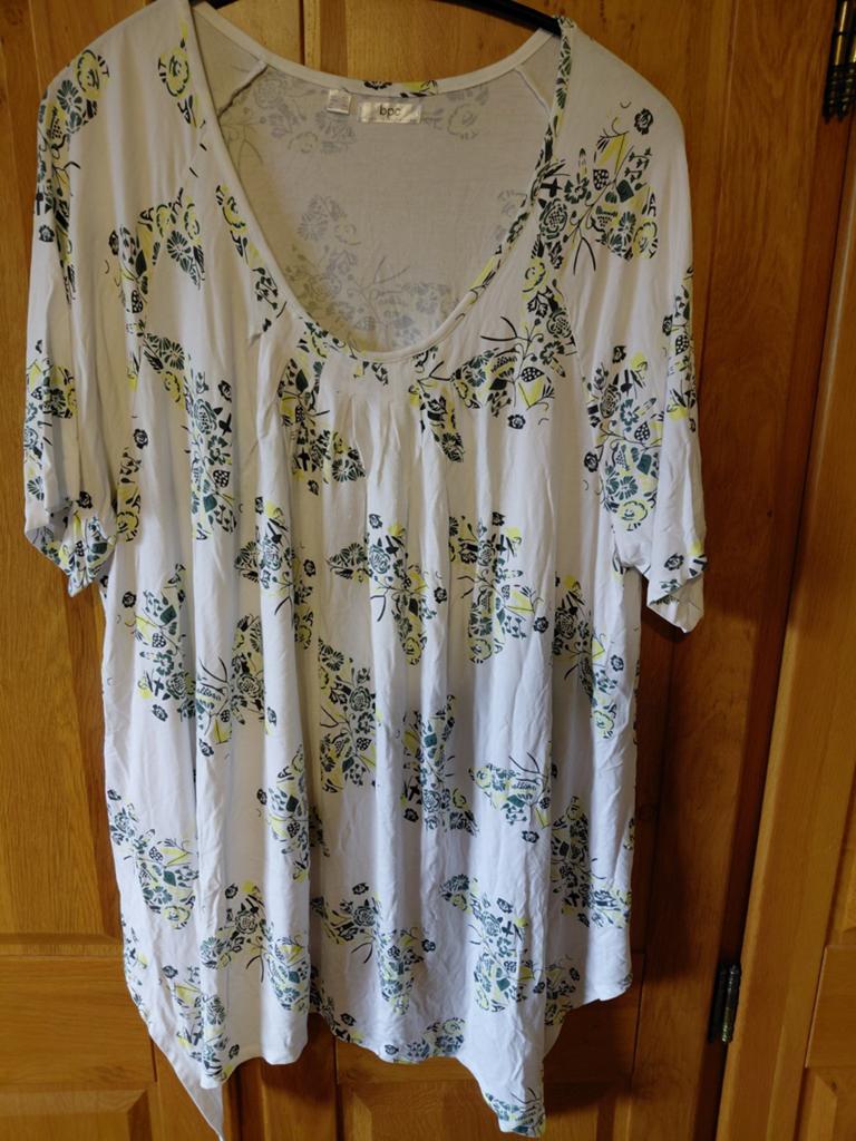 Bonprix Tuniek/Shirt Wit Geel Groen Viscose Maat 56/58, Bonprix, Ophalen of Verzenden, Gedragen, Blouse of Tuniek