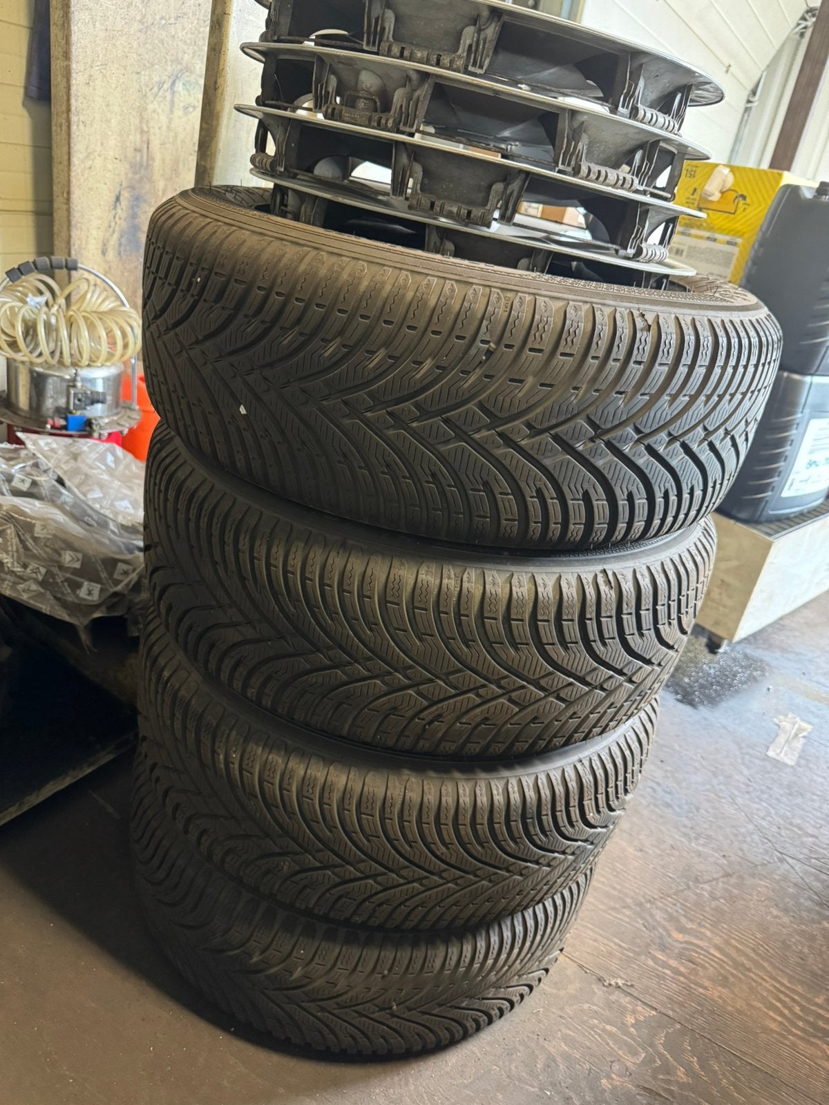 16“ stalen velgen met winterbanden voor BMW 1-serie E87, Ophalen