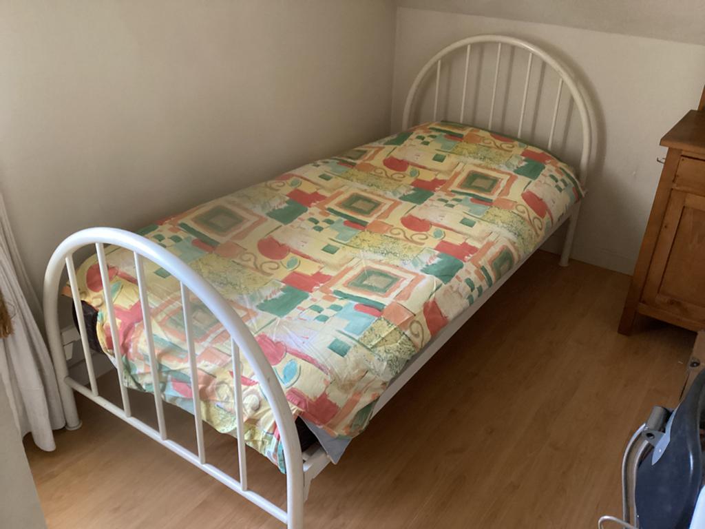 1 persoons bed 90x200cm, Huis en Inrichting, Slaapkamer | Complete slaapkamers, Ophalen, Gebruikt, Eenpersoons
