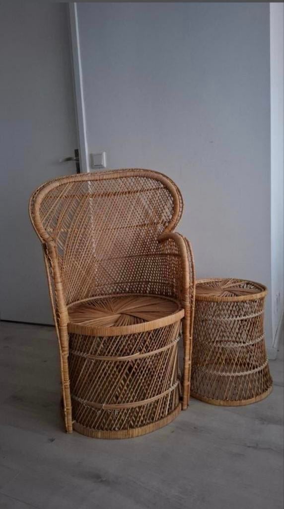 Vintage rotan (wicker) stoel met bijpassend tafeltje, Ophalen, Gebruikt, Rond, Riet