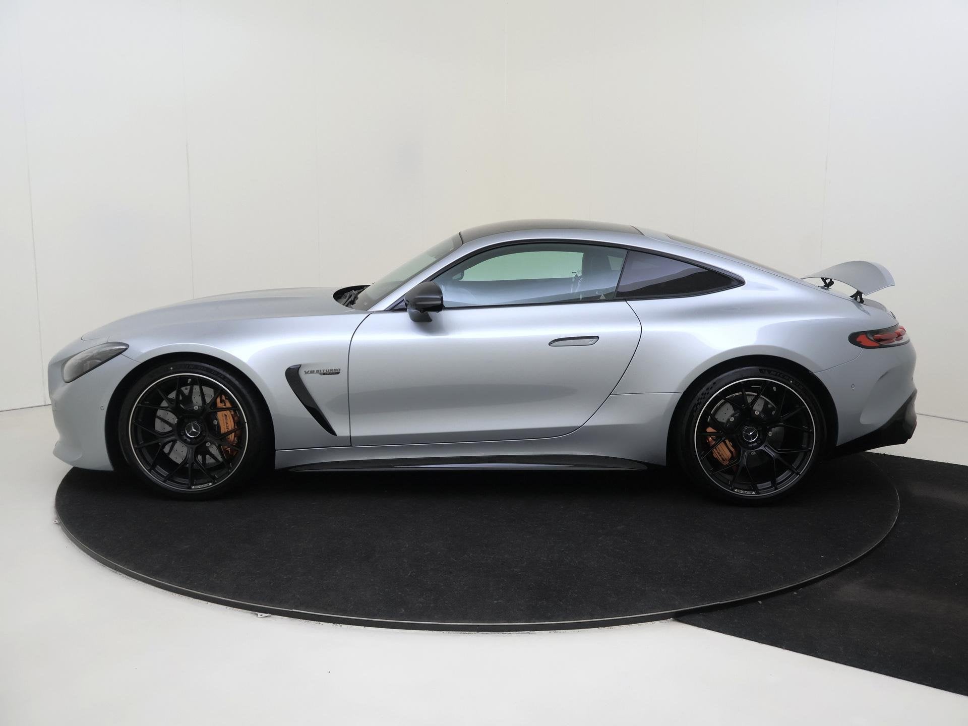 Mercedes-Benz AMG GT AMG 63 4MATIC+ Premium Plus /Keramisch/, Auto's, Mercedes-Benz, Automaat, Gebruikt, Automatische klimaatregeling