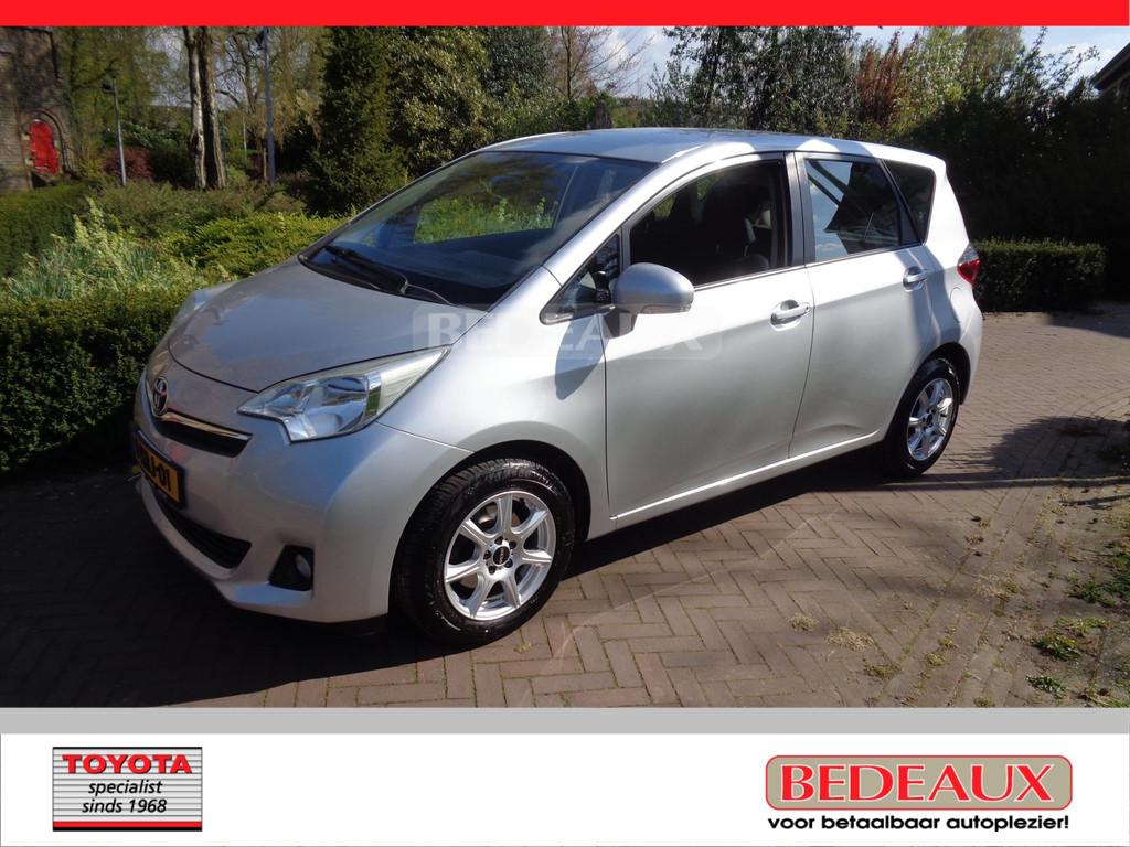 TOYOTA Verso-S 1.3 VVT-i 99pk CVT Aspiration, rijklaarprijs, Auto's, Automaat, Stof, Gebruikt, Zwart