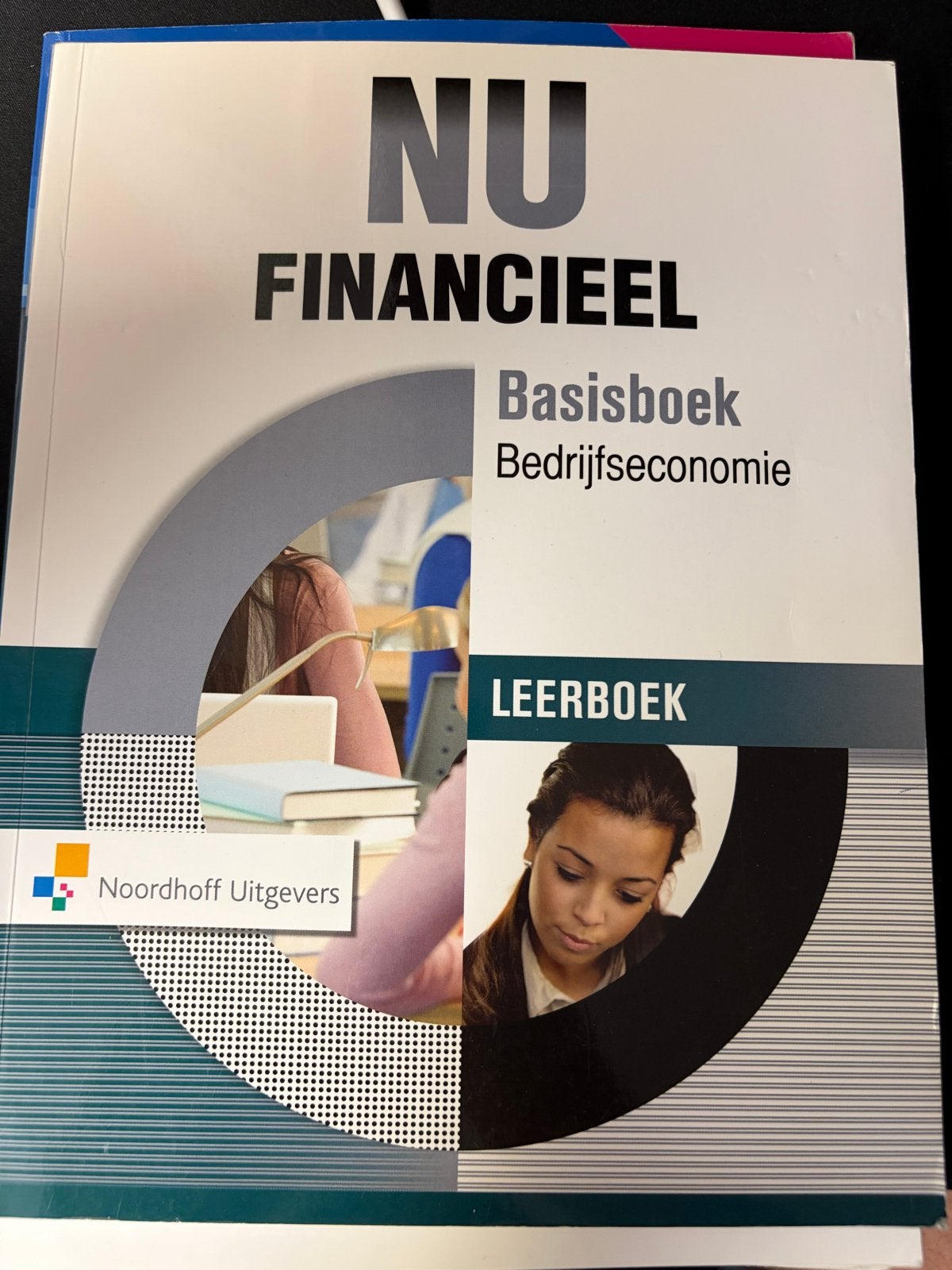 NU Financieel Basisboek Bedrijfseconomie MBO, Boeken, Verzenden, Gamma, Zo goed als nieuw, MBO