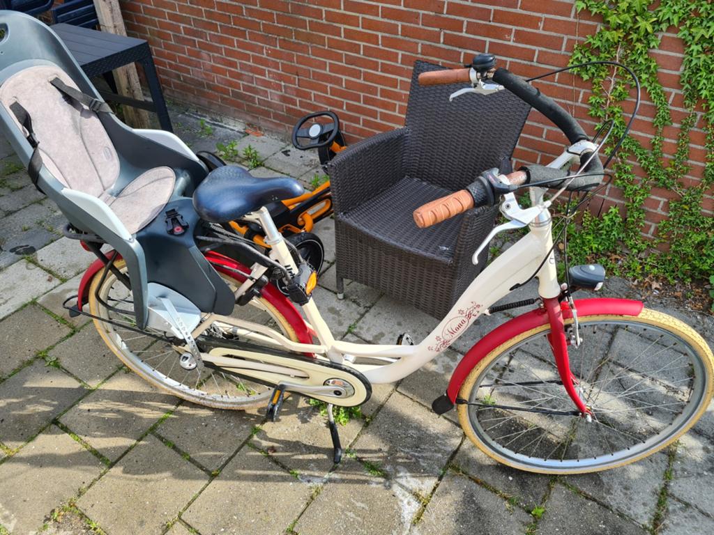 Moederfiets 150 euro vaste prijs, Fietsen en Brommers, Fietsen | Dames | Moederfietsen, Ophalen of Verzenden, 2 zitjes, Zo goed als nieuw