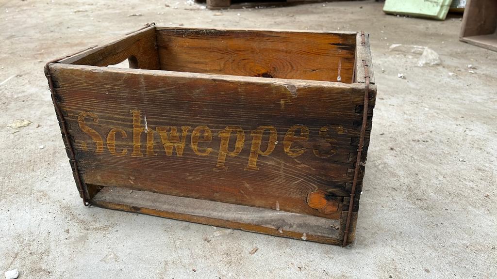 Schweppes houten kratje vintage, Ophalen, Gebruikt, Minder dan 50 cm