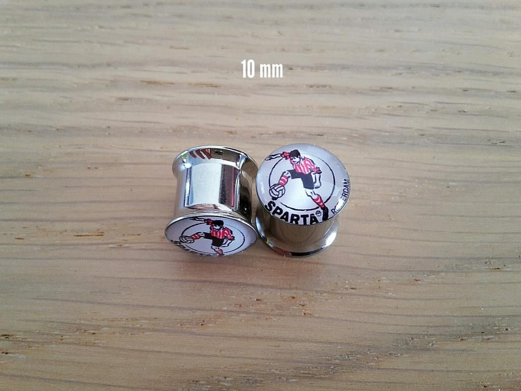 Nieuwe pluggen, tunnels. Staal. Sparta. 6, 10 mm., Ophalen of Verzenden, Zo goed als nieuw, Staal, Oor- of Traguspiercing