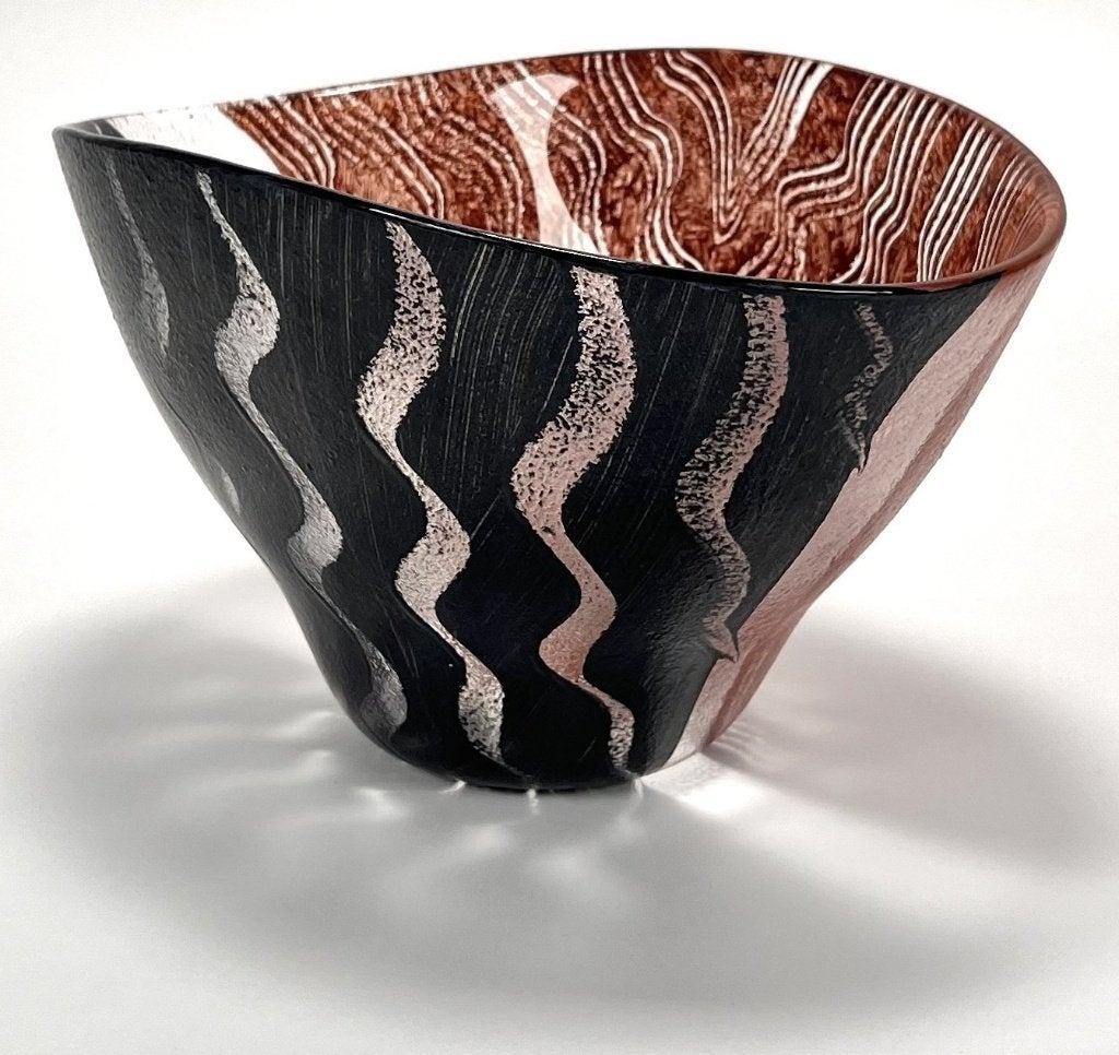 525. Schaal, Monica Backström voor Kosta Boda - Tonga-serie, Antiek en Kunst, Kunst | Designobjecten, Ophalen of Verzenden
