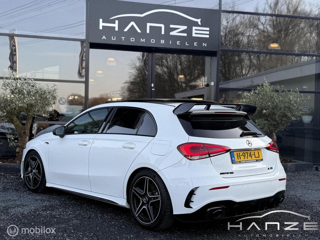 Mercedes A35 AMG 4MATIC Premium Plus|Pano|Sfeer|ACC|Lane|, Auto's, Automaat, Gebruikt, Euro 6, 4 cilinders