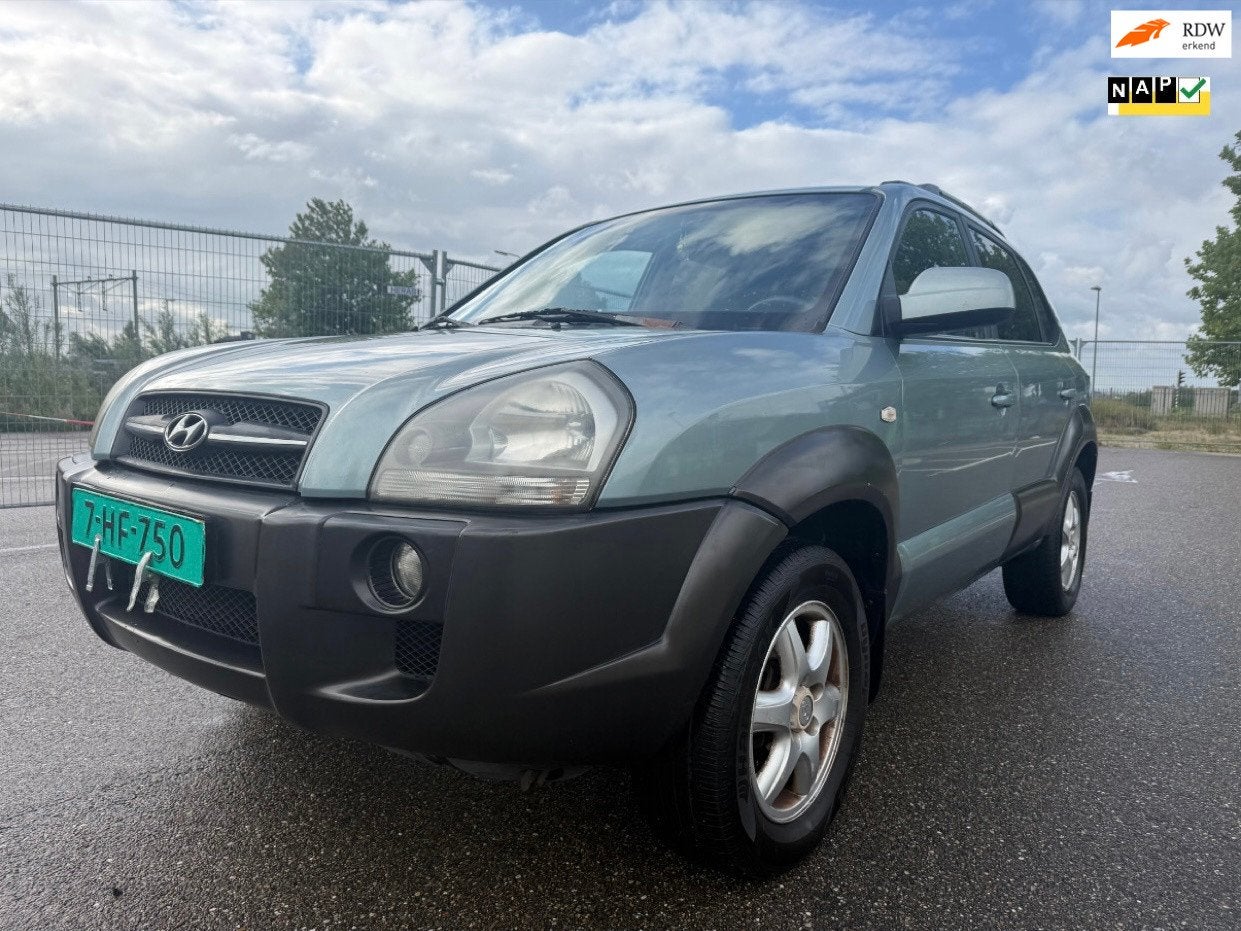 Hyundai Tucson 2.0i 4WD Style, Auto's, Gebruikt, 4 cilinders, Bedrijf, Handgeschakeld