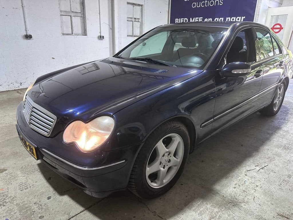 Mercedes-Benz - C-klasse - 240 V6 Elegance AUTOMAAT- 16-GN-J, Auto's, Mercedes-Benz, Bedrijf, C-Klasse, Benzine, Euro 3, G, Sedan