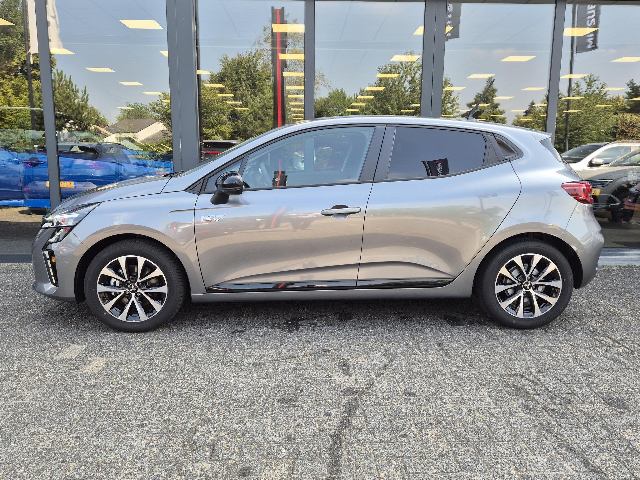 Mitsubishi Colt 1.6 HEV Intense | Uit voorraad leverbaar | A, 94 pk, Stof, 4 cilinders, Met garantie (alle)