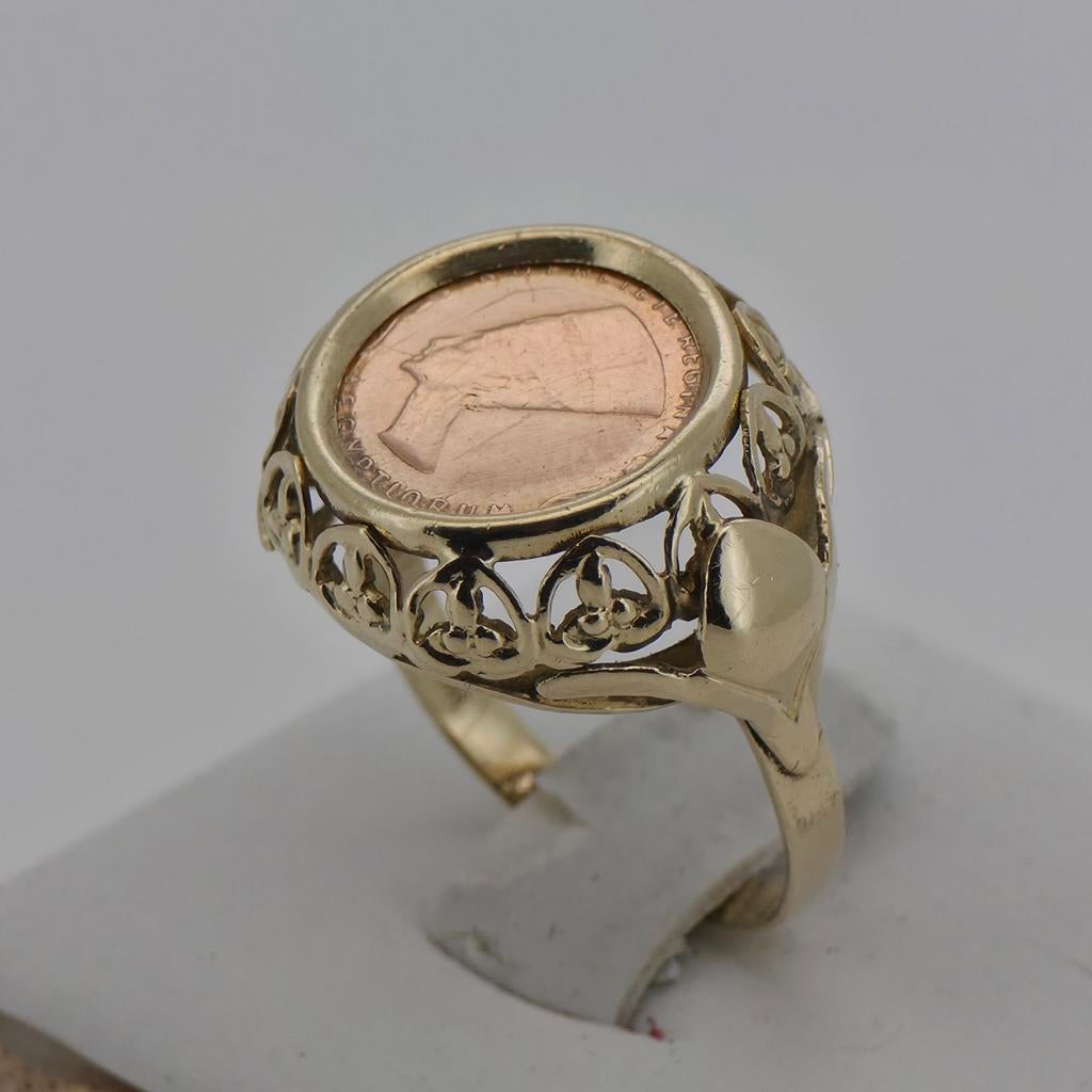 Gouden ring 14k met Nefertiti munt/penning - Maat 17,5, Ophalen of Verzenden, Zo goed als nieuw, 17 tot 18, Dame of Heer