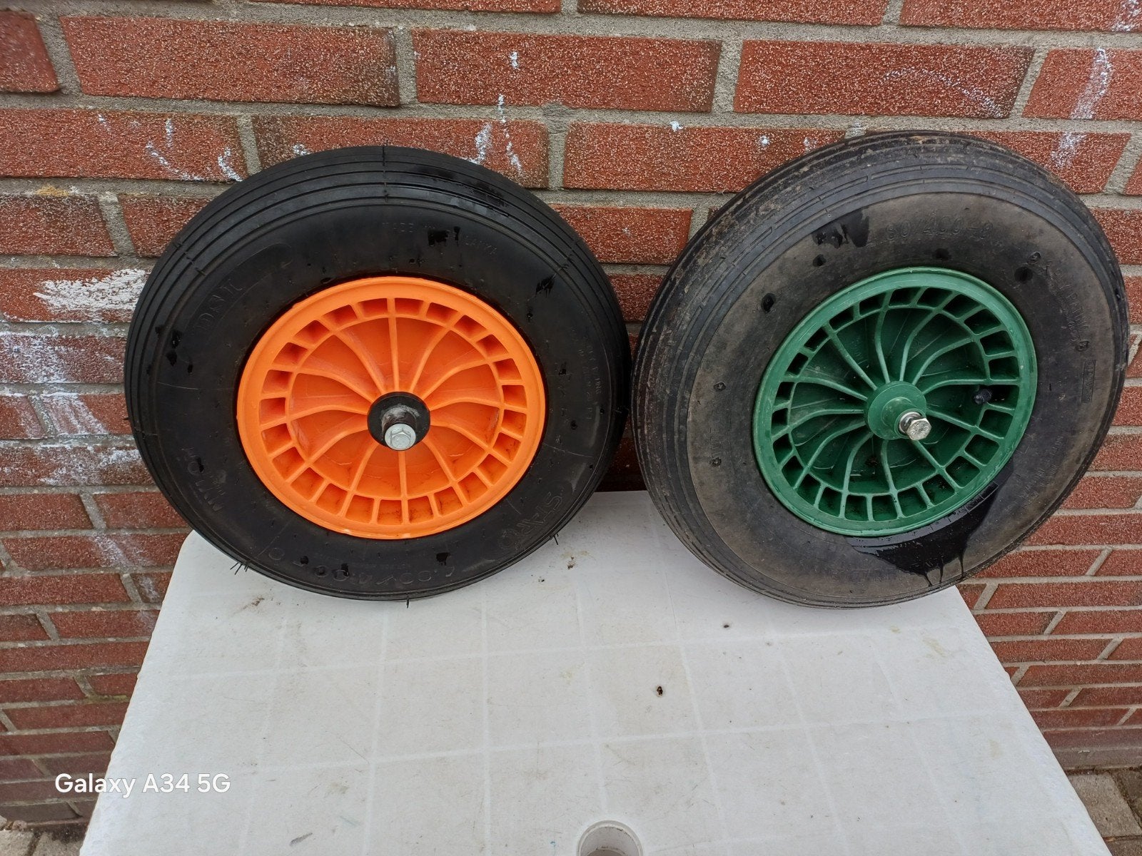 kruiwagen wielen compleet, Tuin en Terras, Fort, Ophalen of Verzenden, Handmatig, Gebruikt