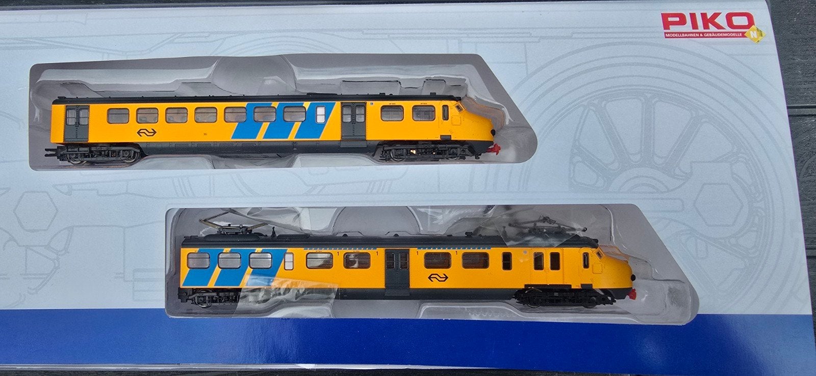 Piko 40280 hondekop geel met blauwe banen dcc sound top ovp, Ophalen of Verzenden, Gelijkstroom, Locomotief, Piko