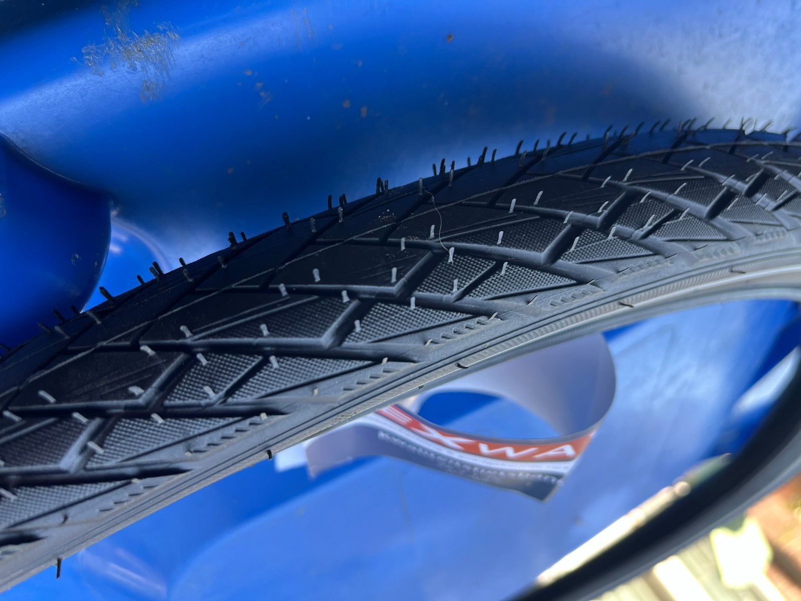 Nieuwe Rexway fietsband 26x1.75 (47-559) met lekbescherming, Ophalen, Band, Nieuw, Rubber