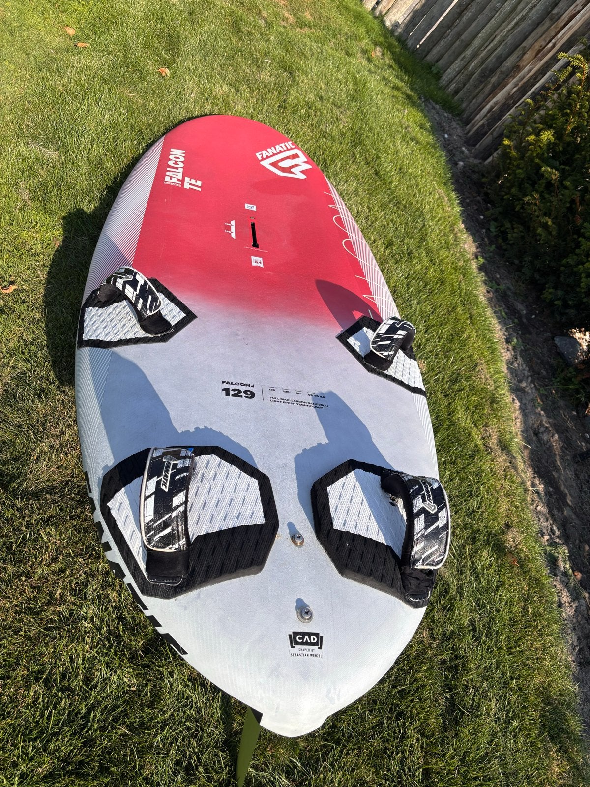 Fanatic Falcon 129 liter windsurfplank - Race/Slalom, Watersport en Boten, Windsurfen, Ophalen, Met voetbanden, Gebruikt, Minder dan 250 cm