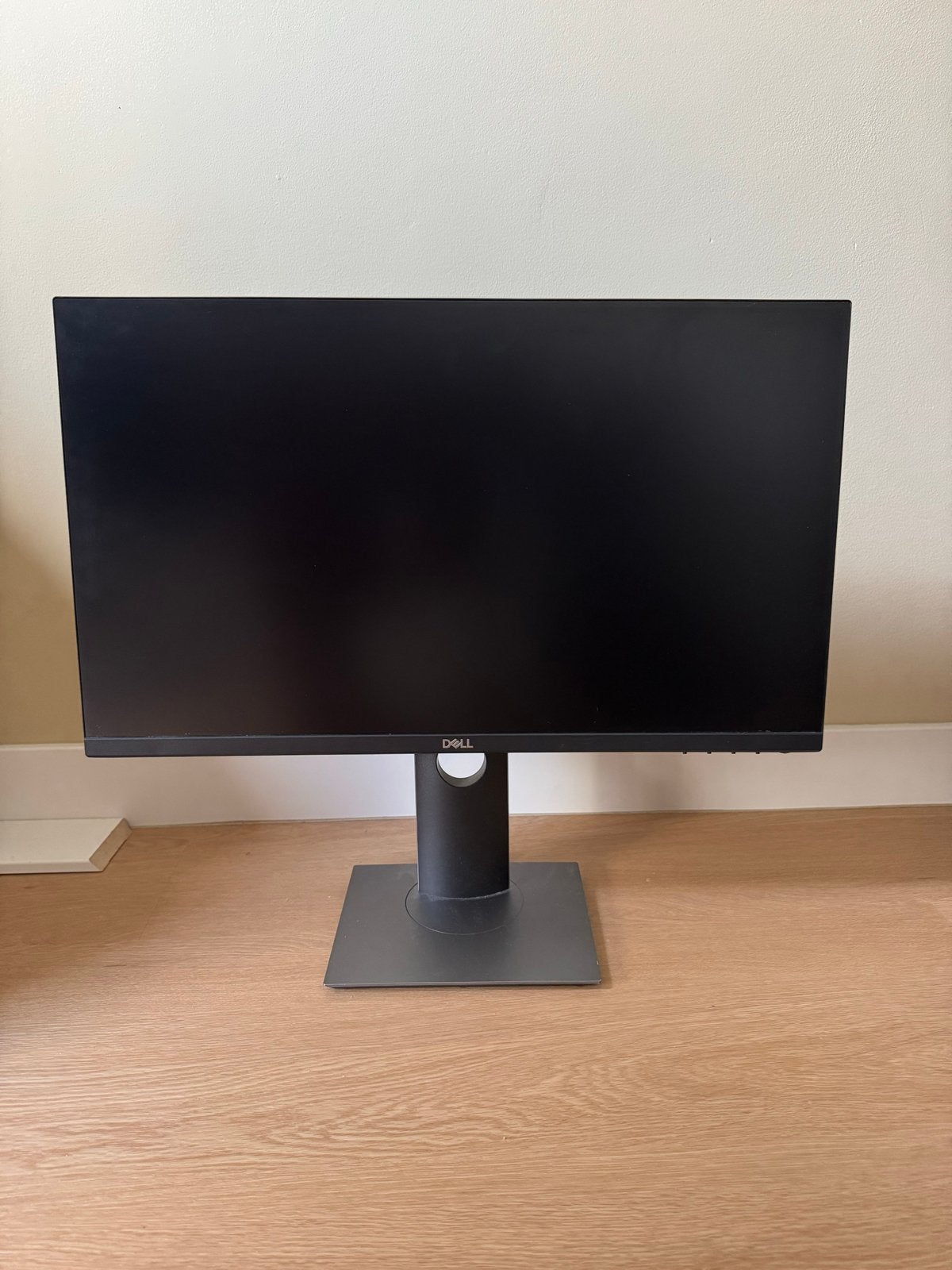Dell Monitor P2419HC - Zo goed als nieuw, Computers en Software, Monitoren, HDMI, In hoogte verstelbaar, Full HD, Ophalen of Verzenden