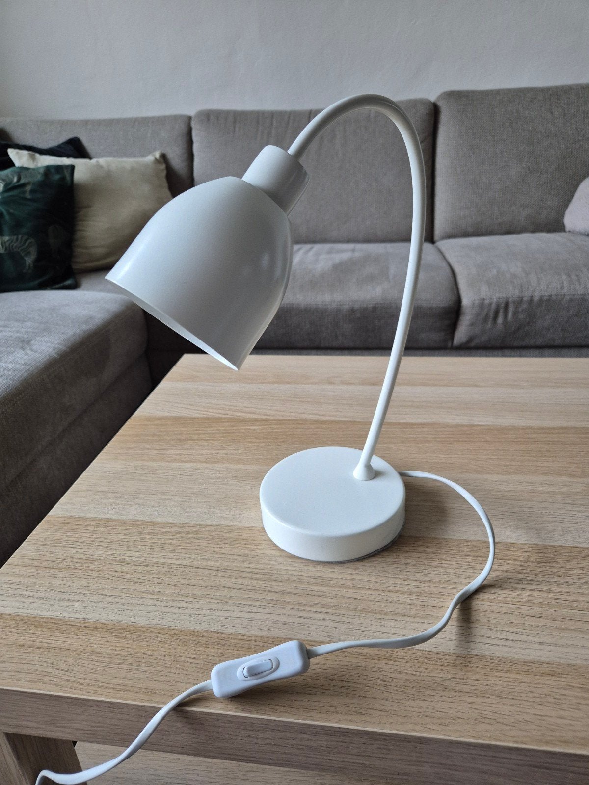 Witte bureaulamp kleine fitting Leen Bakker, Bureaulamp, Overige merken, E14 (klein), Wit
