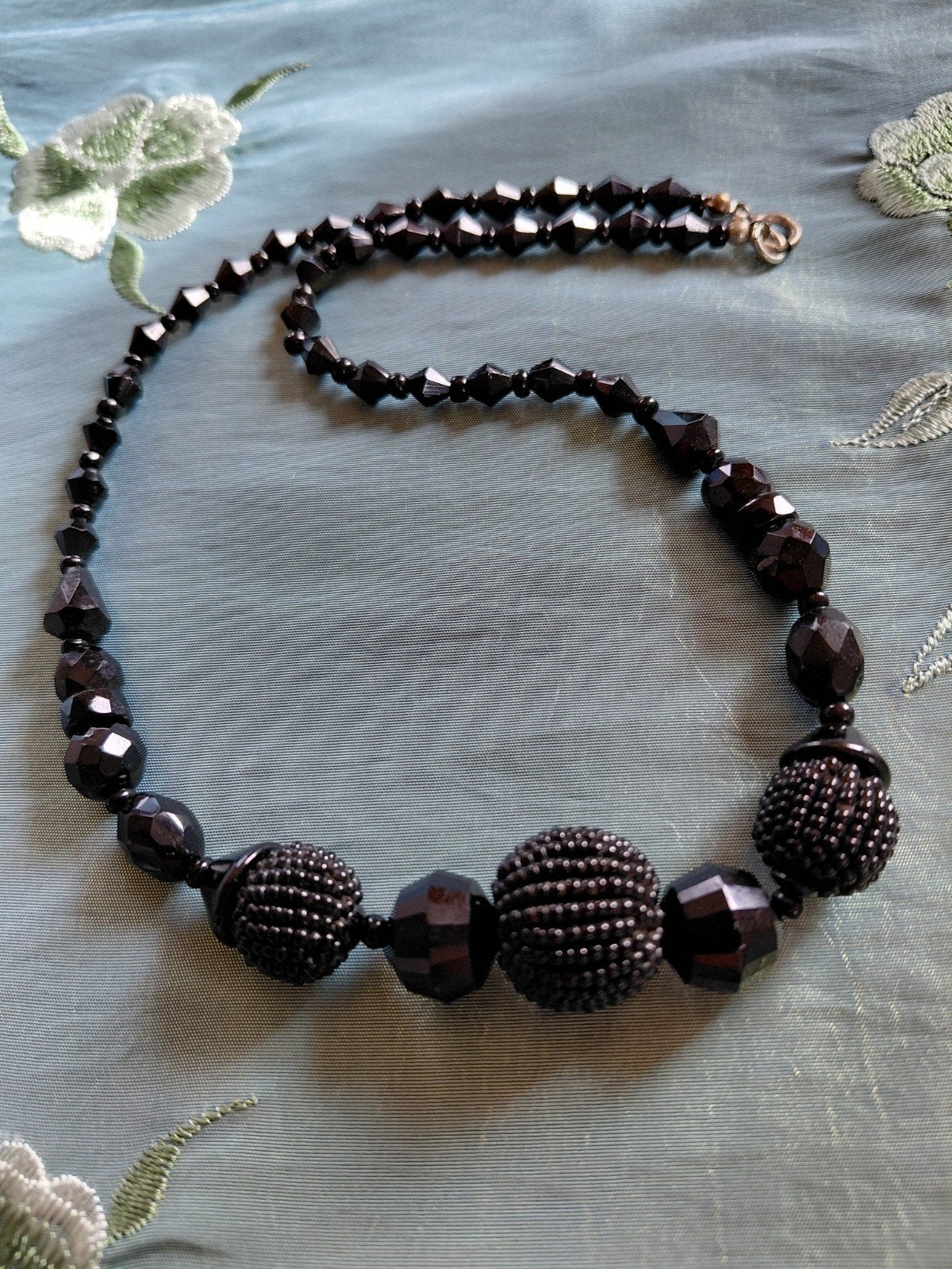 Antieke Glas/Gitten Ketting., Ophalen of Verzenden, Overige materialen, Ketting