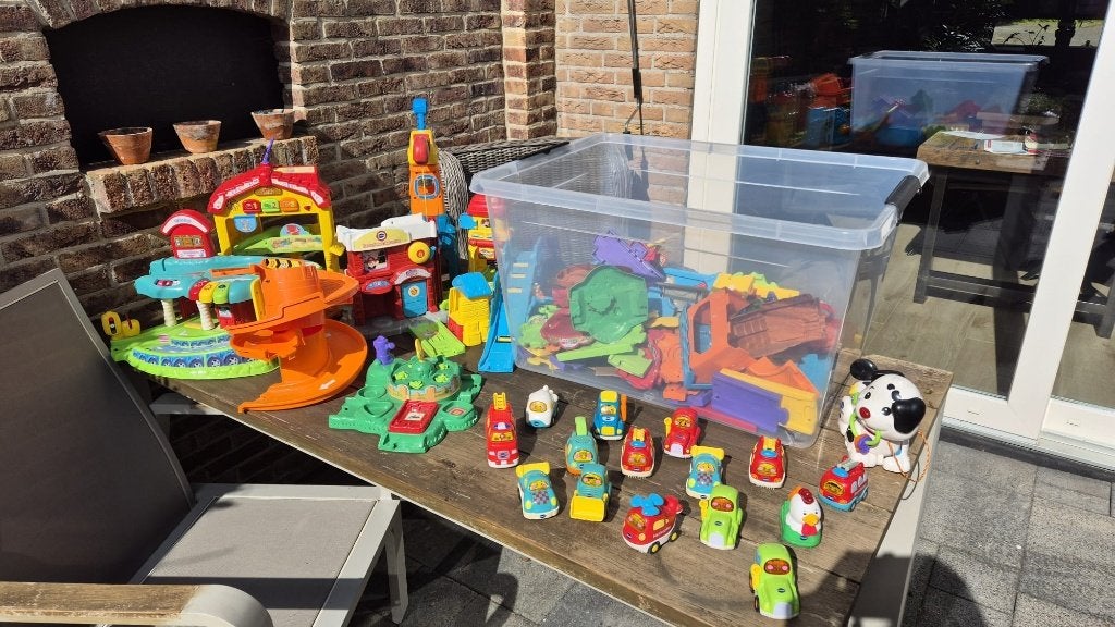 Toet toet autos, Ophalen, Zo goed als nieuw, 2 tot 4 jaar