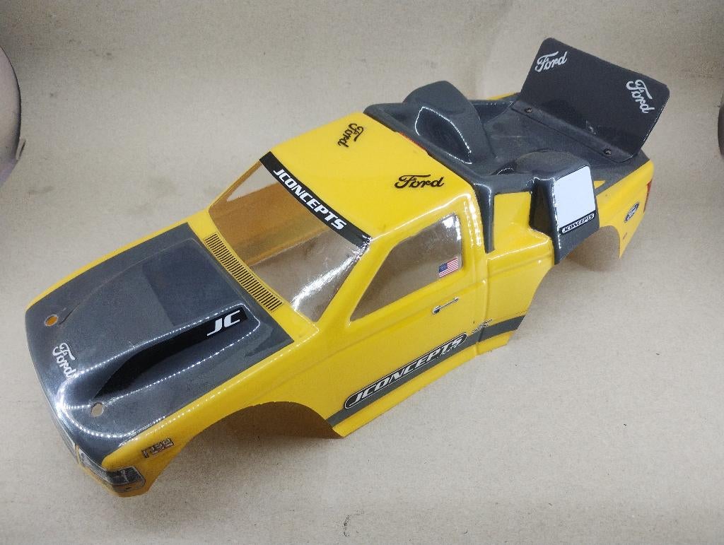 Associated RC10T body, Hobby en Vrije tijd, Modelbouw | Radiografisch | Auto's, Elektro, Gebruikt, Auto offroad, Ophalen of Verzenden