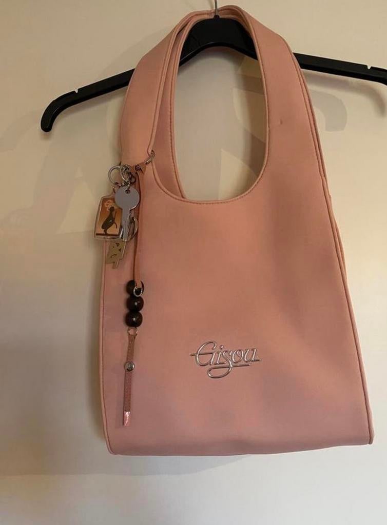 Nieuwe tas Gisou met sleutelhanger, Ophalen of Verzenden, Nieuw, Roze, Schoudertasje
