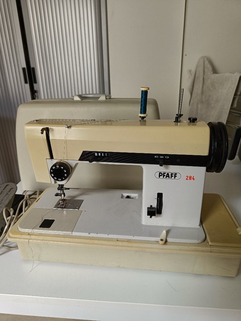Pfaff 284 Naaimachine in koffer, Ophalen, Gebruikt, Naaimachine, Pfaff
