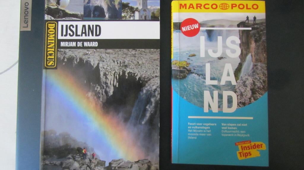 IJsland    2  reisgidsen, Boeken, Reisgidsen, Zo goed als nieuw, Reisgids of -boek, Europa, Overige merken, Ophalen of Verzenden