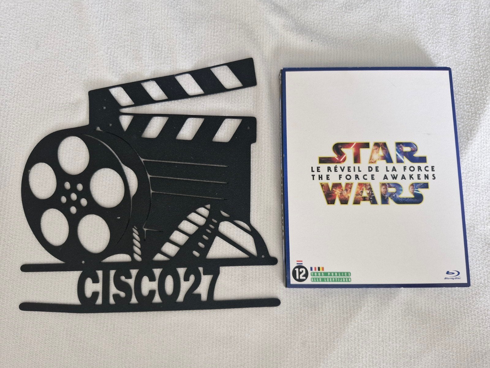 Star Wars The Force Awakens + slipcover, Ophalen of Verzenden, Zo goed als nieuw, Science Fiction en Fantasy