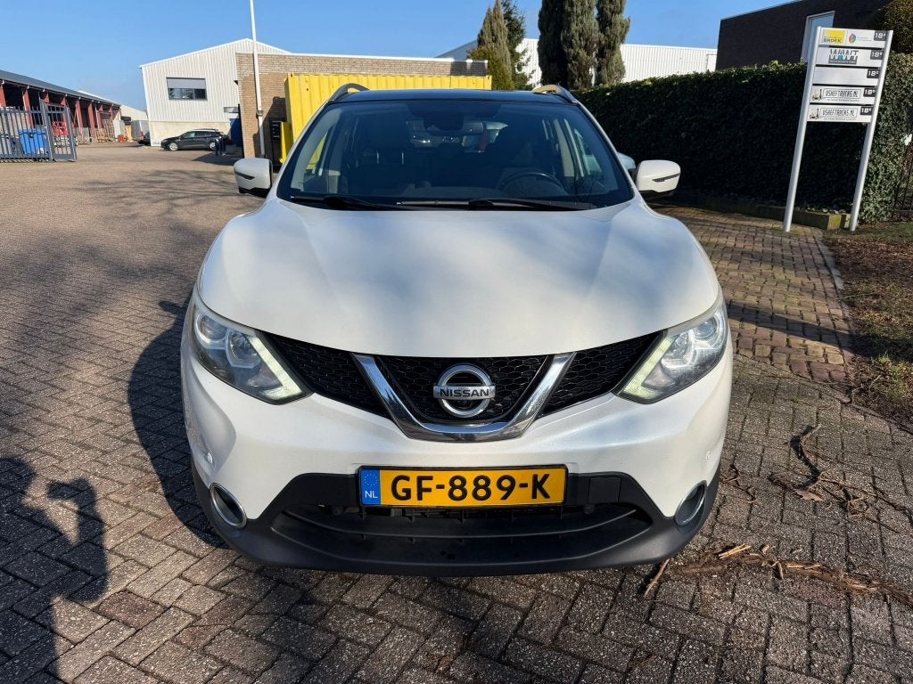 Nissan QASHQAI 1.5 dCi Connect Ed. (bj 2015), Auto's, Voorwielaandrijving, Gebruikt, 4 cilinders, Wit