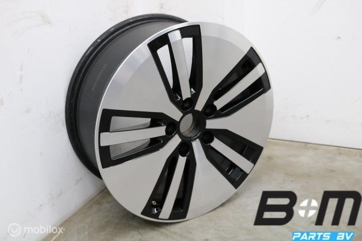 Org 1 losse 17 inch velg VW Passat 3G B8 3G0601025AM, Auto-onderdelen, Gebruikt, Velg(en)