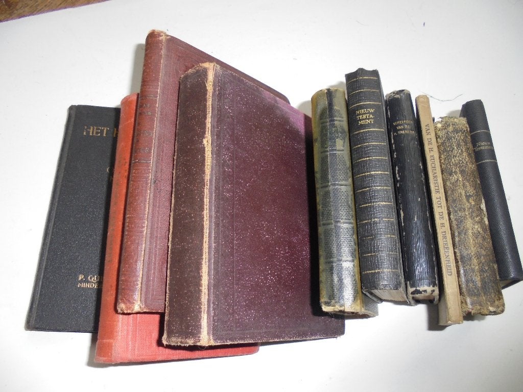 10 x klassieke Missaal kerkboekjes (RBij4-4), Ophalen of Verzenden