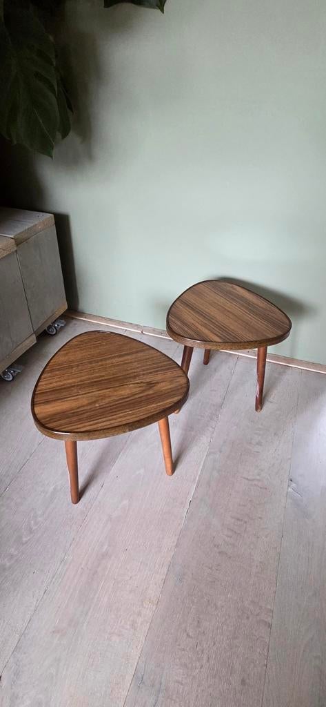 2 Vintage Rotan Bijzettafeltjes - 11 cm hoog, Huis en Inrichting, Tafels | Bijzettafels, Minder dan 55 cm, Gebruikt, Overige vormen