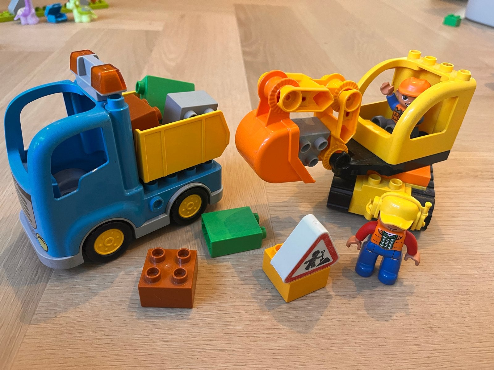 Lego Duplo Kiepwagen en Graafmachine Set (10812), Kinderen en Baby's, Gebruikt, Ophalen of Verzenden, Compleet, Duplo