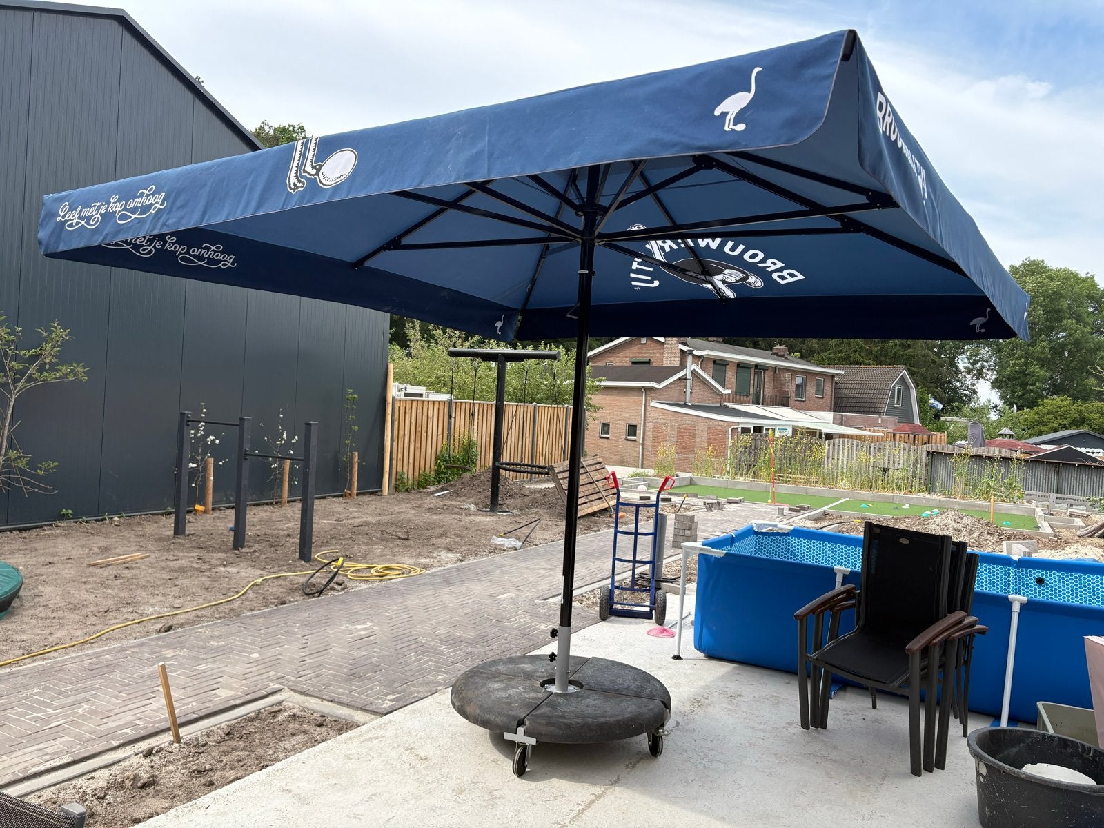 5 Nieuwe Brouwerij 't IJ Parasols 3,5x3,5m incl voet, Ophalen of Verzenden, Nieuw, 3 tot 4 meter, Stokparasol
