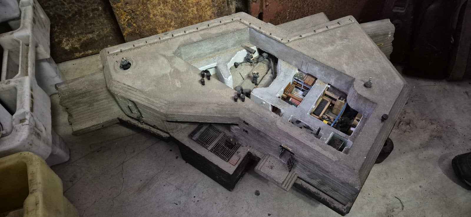 Uniek Modelbunker Regelbouw 625SK - Schaal 1/30, Ophalen, Gebruikt, 1:35 tot 1:50, Diorama