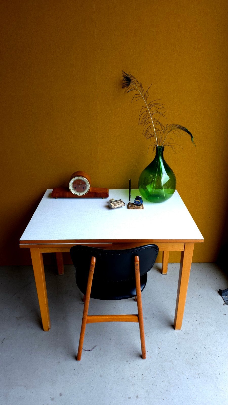 Vintage jaren '50 beuken eettafel, formica blad, uitklapbaar, Gebruikt, 100 tot 150 cm, Vintage, Vijf personen of meer