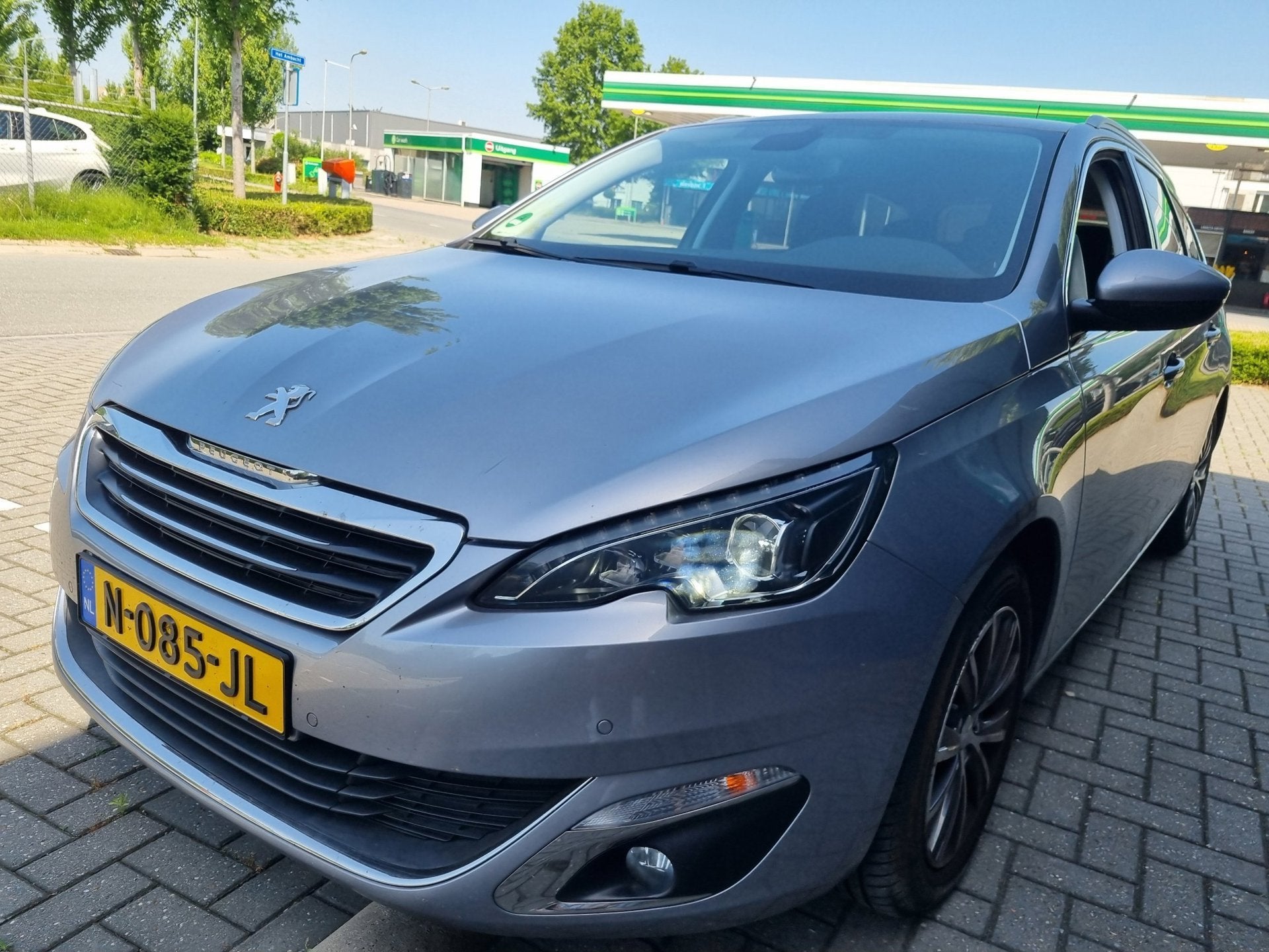 Peugeot 308 SW 1.2 PureTech Allure Automaat Navi Xenon, Auto's, Stof, 1199 cc, 635 kg, 49 €/maand