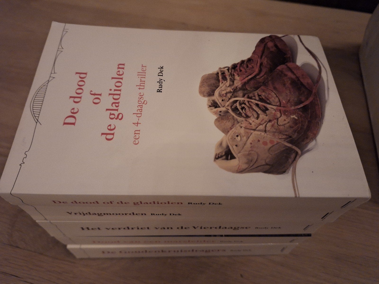 Vierdaagse boeken 1 t/m 5!, Ophalen of Verzenden, Zo goed als nieuw, Rudy Dek, Nederland