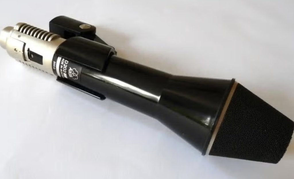 Akg d202 es The Sound Rocket, Muziek en Instrumenten, Microfoons, Ophalen of Verzenden, Zo goed als nieuw, Studiomicrofoon