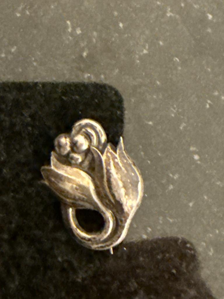 Zilveren art nouveau tulpenbroche van georg jensen, Ophalen of Verzenden, Zo goed als nieuw, Zilver
